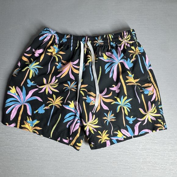 Chubbies 'The Black Light Nights' 5.5" Lined Swim Trunks Men’s Size Medium - Picture 2 of 7